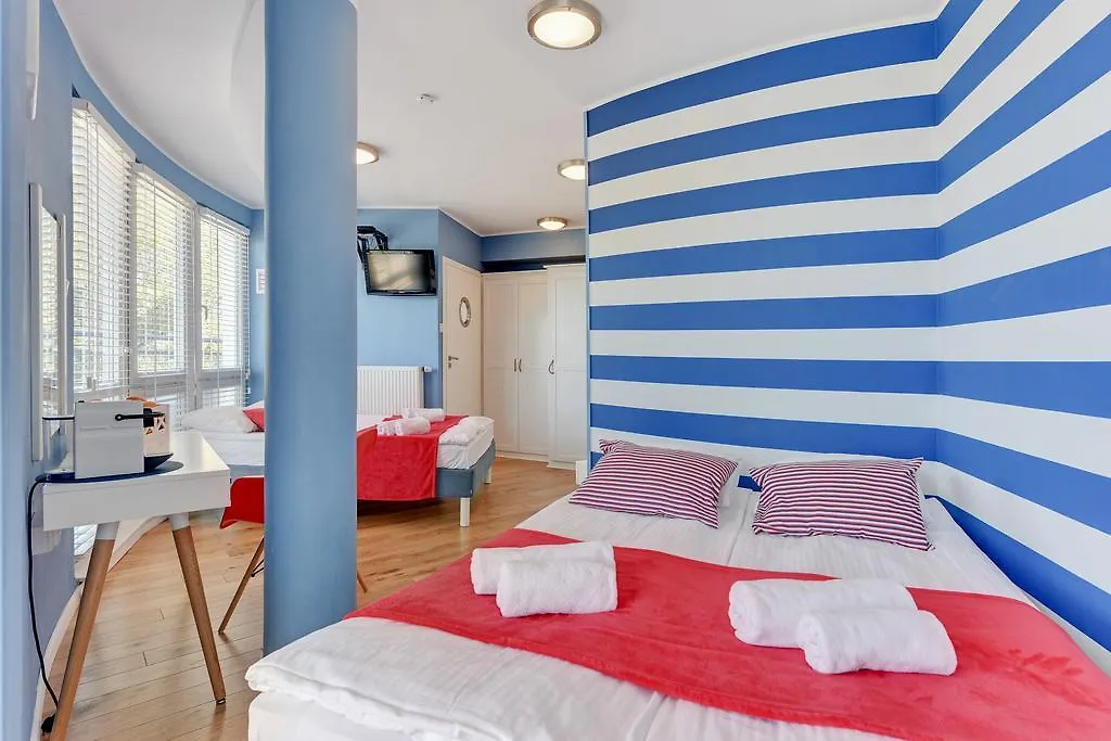 Bed & Breakfast Navy Group - Willa Marina Gdańsk